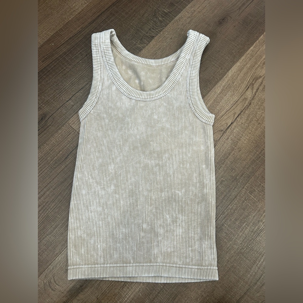 l Cream tank One Piece with Textured Fabric